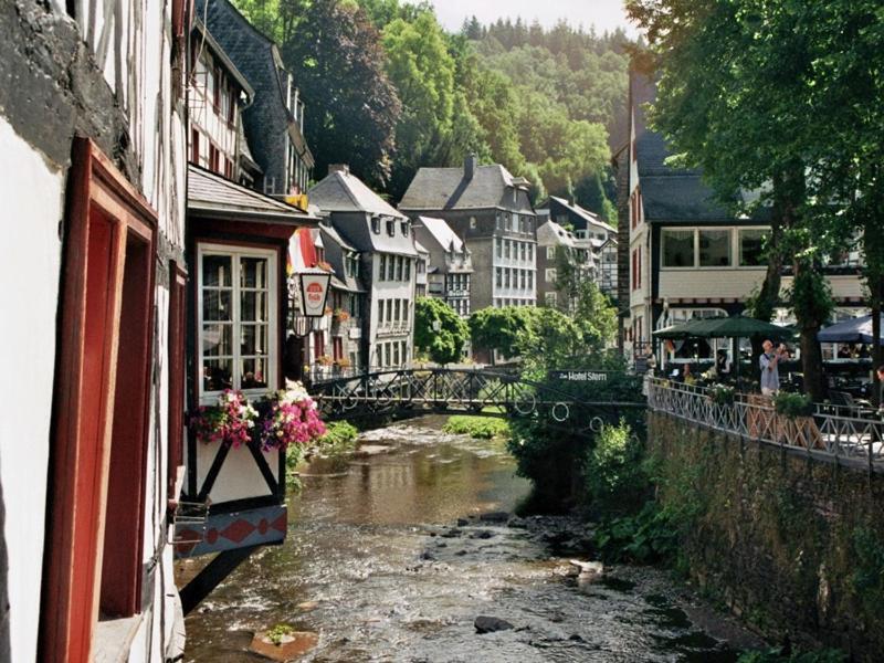 Maison Riviere *
